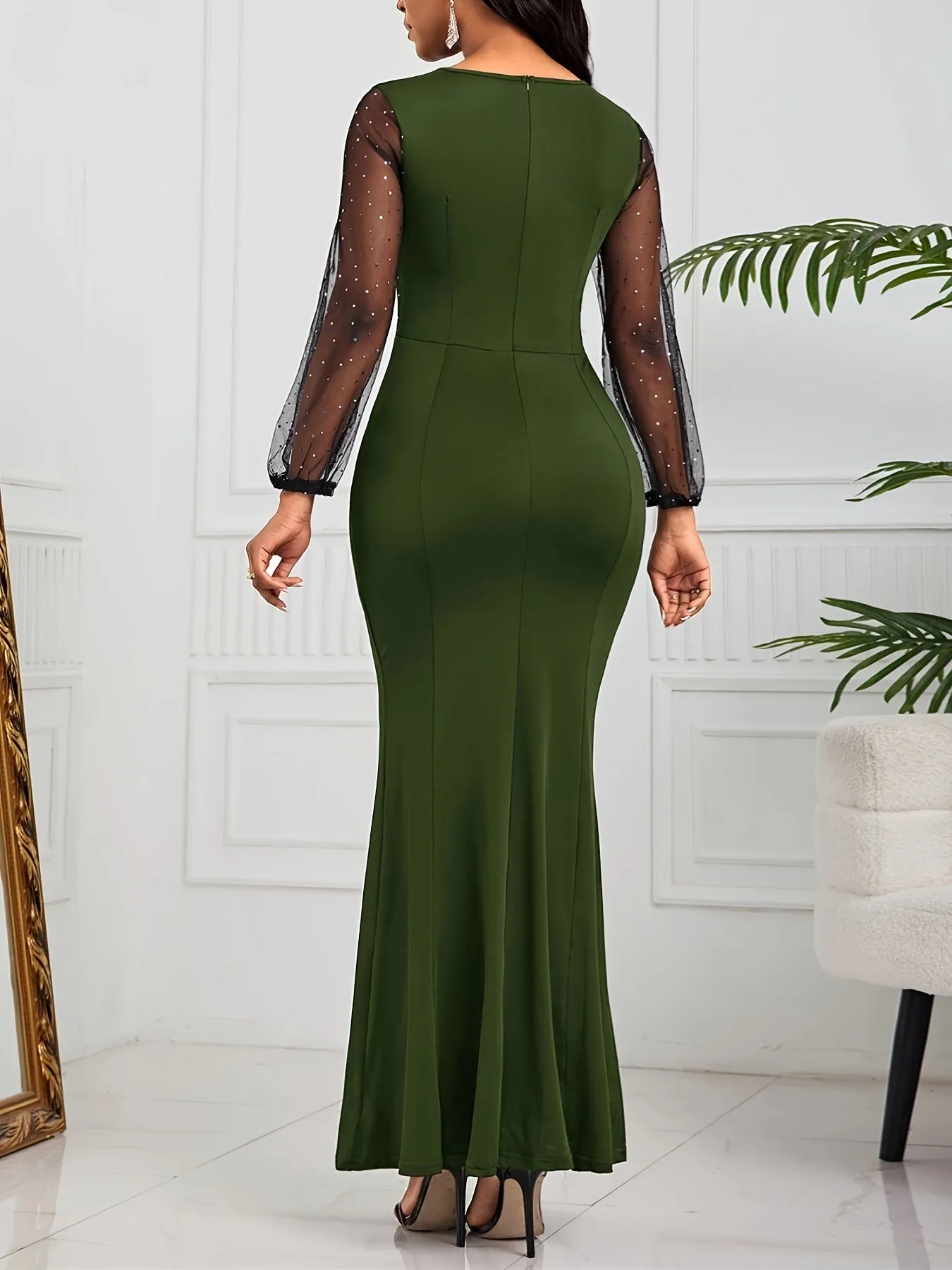 Elegant Mermaid Maxi Dress for Women: Chic, Comfortable & Versatile - Perfect for Any Season, with a Sophisticated Crew Neck and Flattering Bodycon Fit