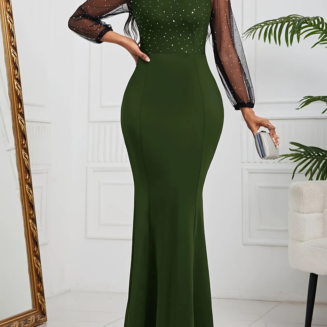 Elegant Mermaid Maxi Dress for Women: Chic, Comfortable & Versatile - Perfect for Any Season, with a Sophisticated Crew Neck and Flattering Bodycon Fit