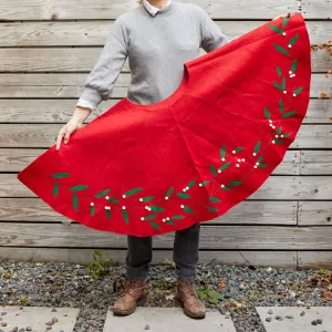 Large 56" Red Winter Berry Tree Skirt