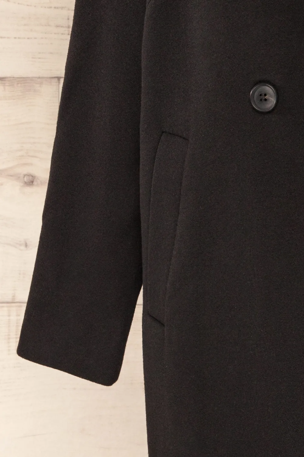 Nahaven Black | Buttoned Trench Coat