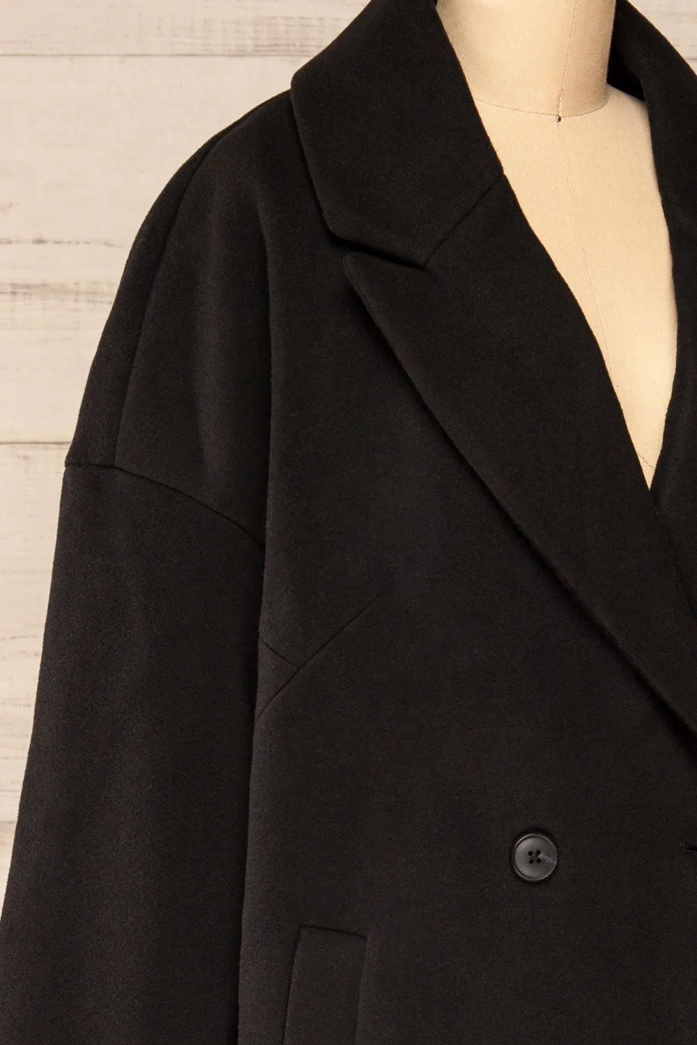 Nahaven Black | Buttoned Trench Coat