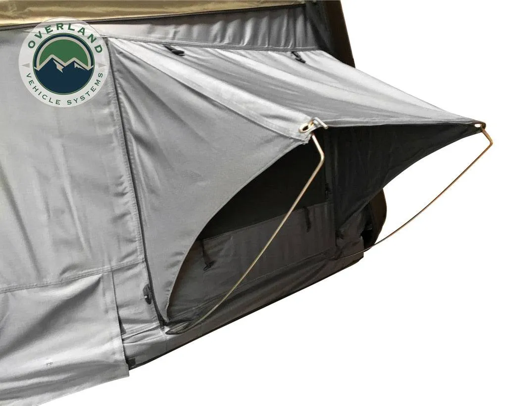 Overland Vehicle Systems Bushveld Hard Shell Roof Top Tent - 4 Person  | Universal