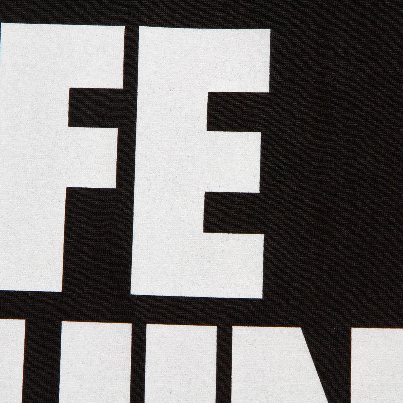 RNW Life Front Print - Tshirt - Black