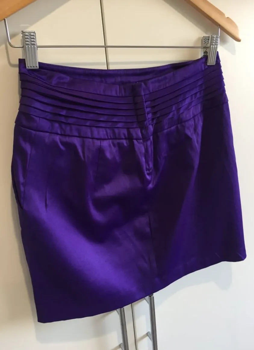 Size 10 BLUEJUICE Purple A-Line Skirt with pockets