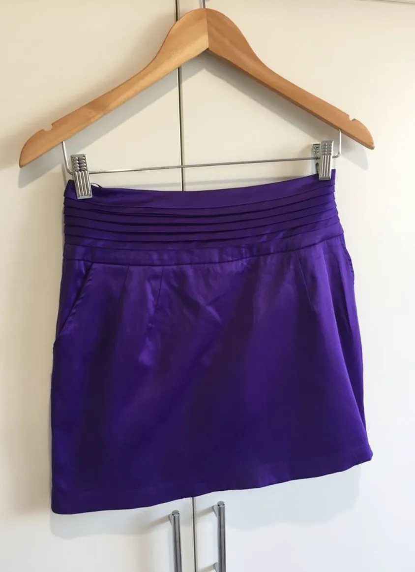 Size 10 BLUEJUICE Purple A-Line Skirt with pockets